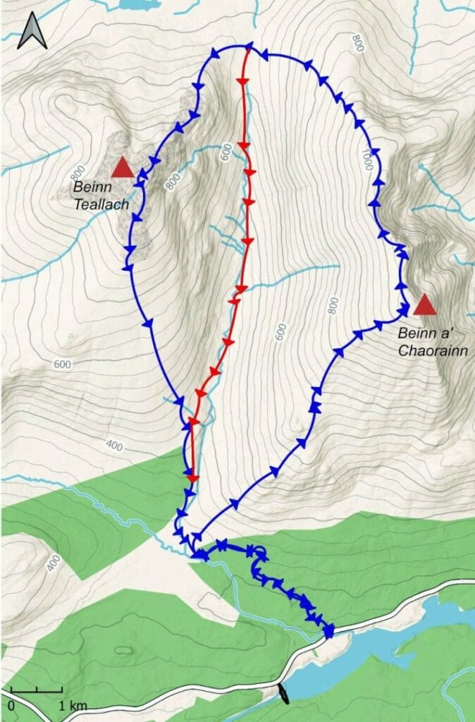 Wanderroute auf topografischer Karte. In blau: Die geplante Route. In rot: Die Exit-Route durch das Tal beim Abbruch der Wanderung